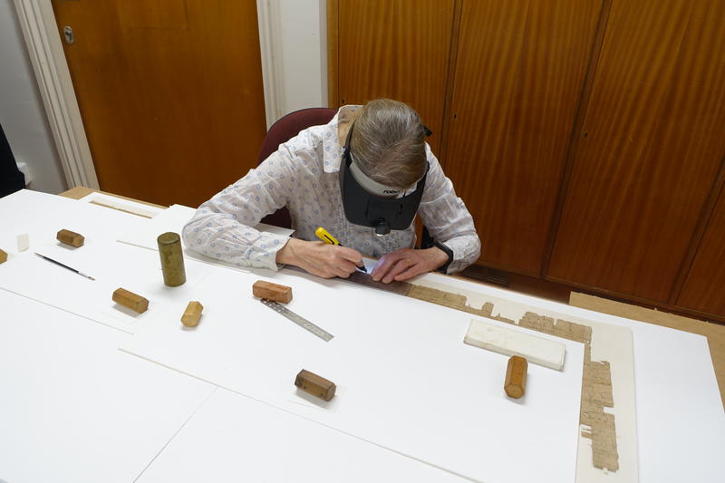 Celia Withycombe Restoring P.Oxy. 3804–5 Celia Withycombe Restoring P.Oxy. 3804–5